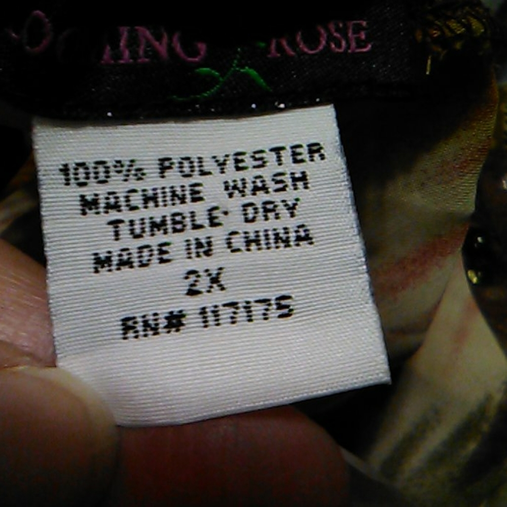 Multicolored Top 3/4 Dolman Sleeve - Picture 9 of 9